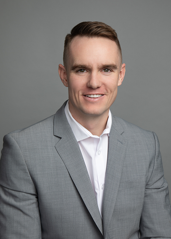 Chris Devinney
